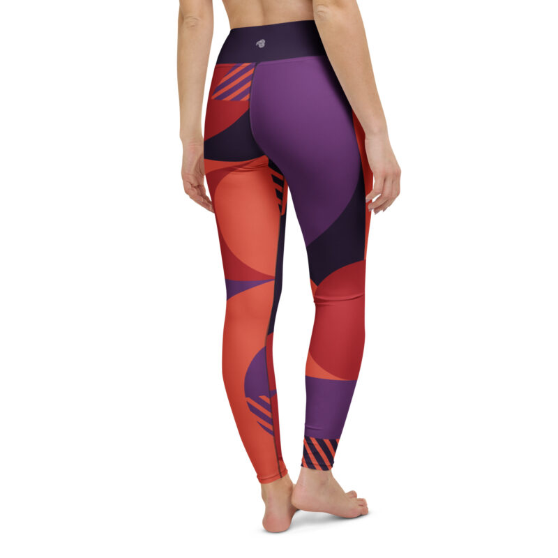 Crimson Shift Yoga Leggings - Image 2