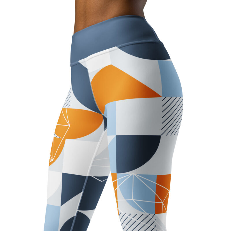 Nordic Grid Yoga Leggings - Image 4